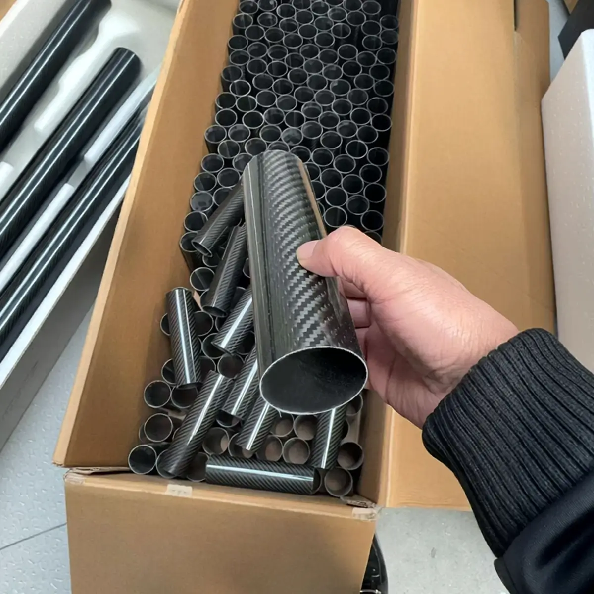 1.25 Kohlefaserrohre Kundenausstellung