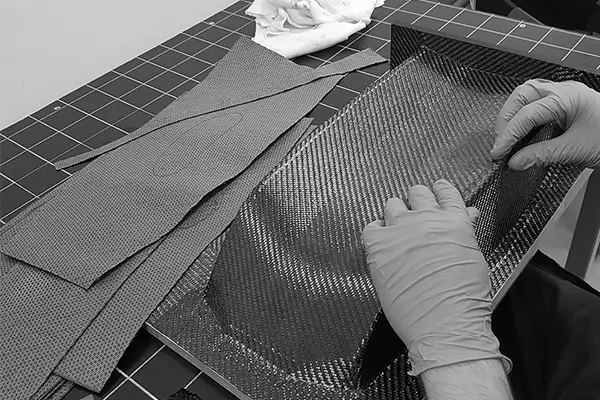 custom carbon fiber manufacturing companies