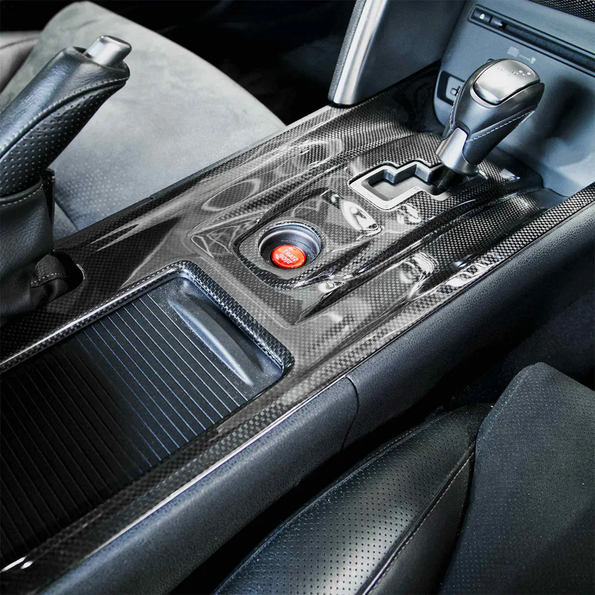 custom carbon fiber center shifter bezel with panels