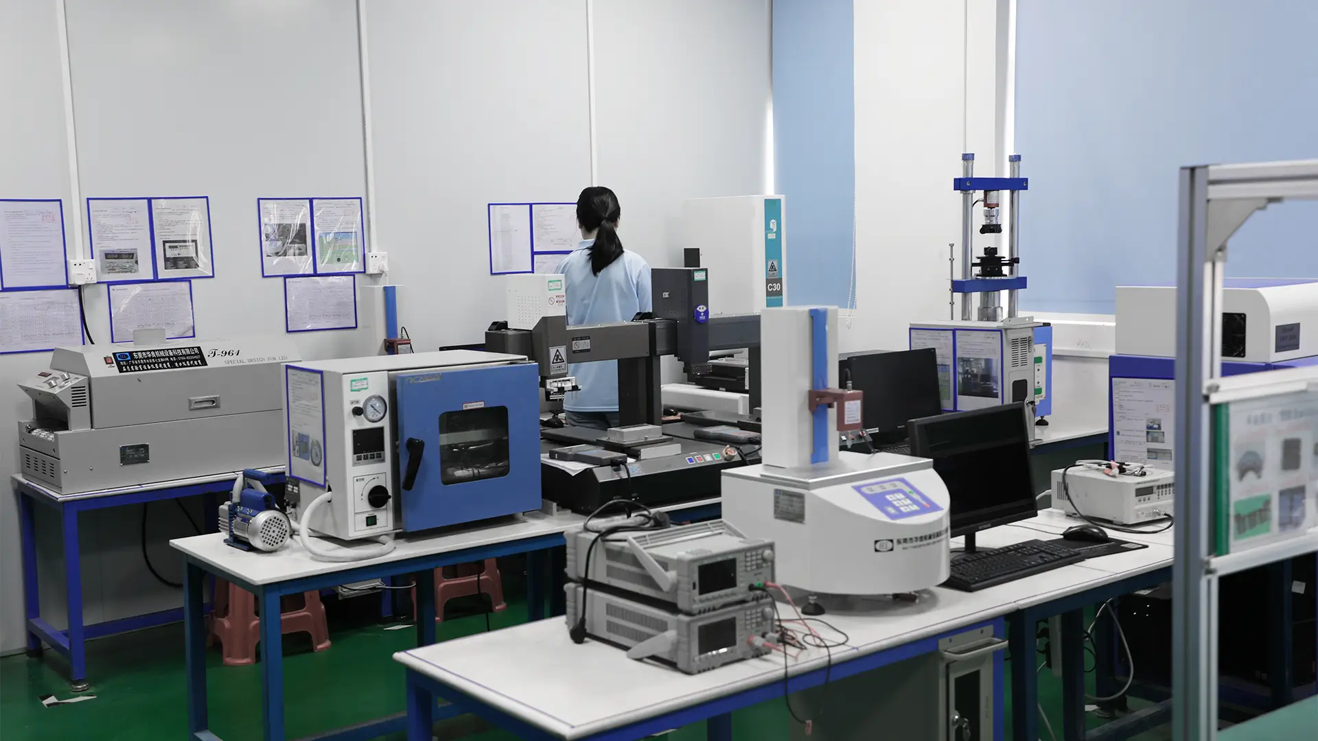 carbon fiber quality control room