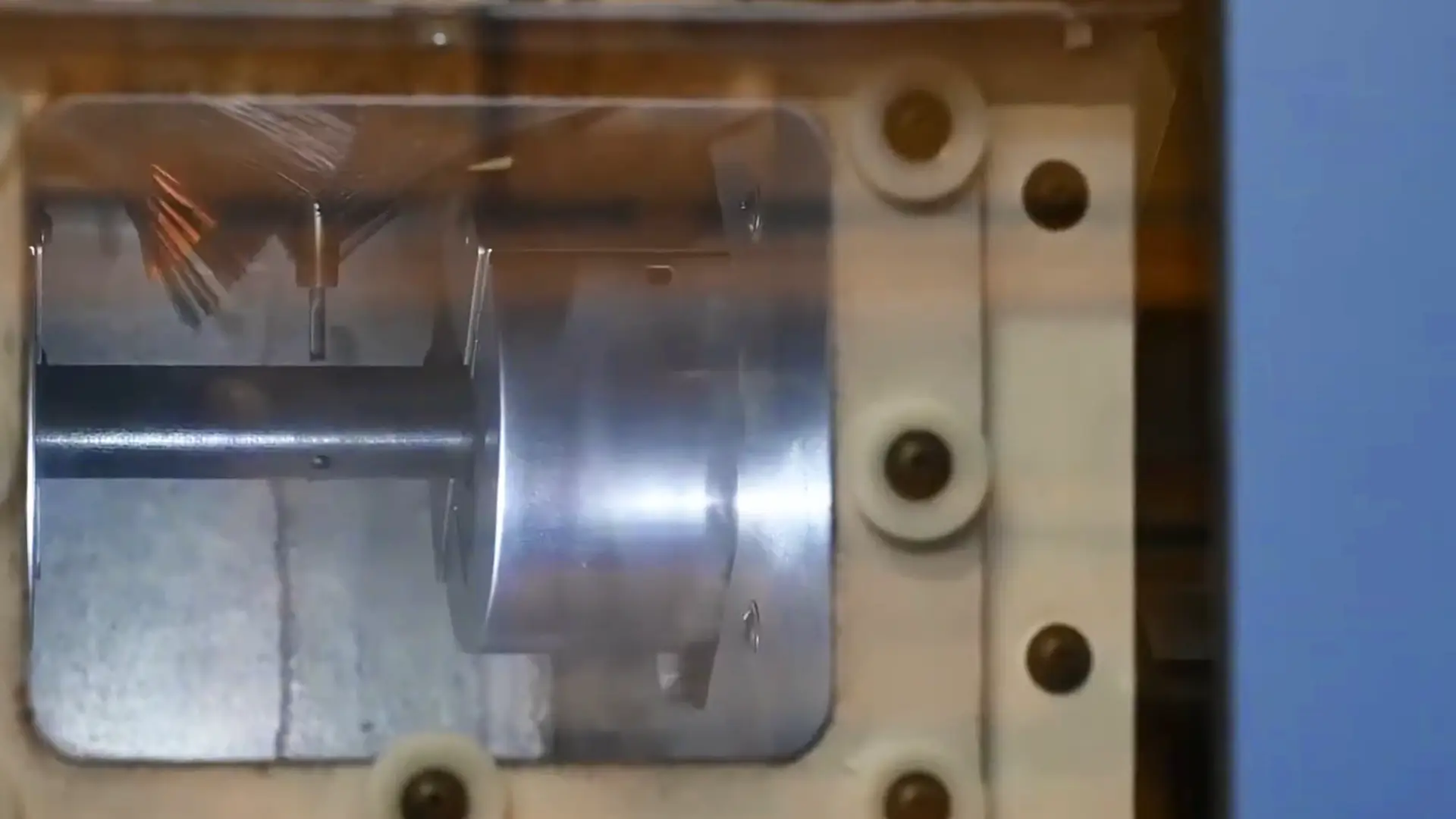 carbon fiber abrasive cutting station
