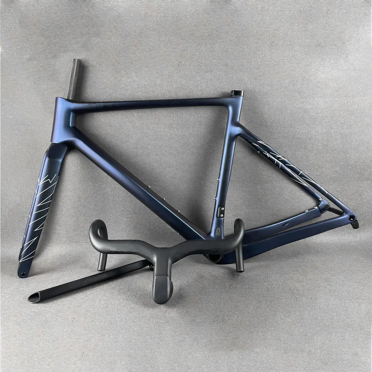 custom carbon fiber frame bike