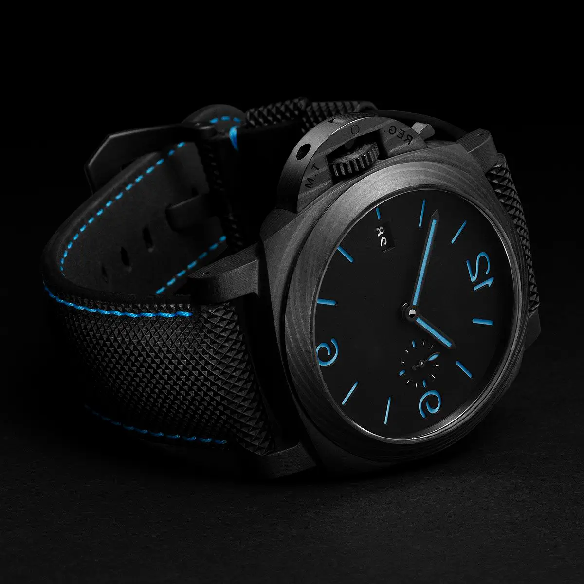 custom carbon fiber watch case